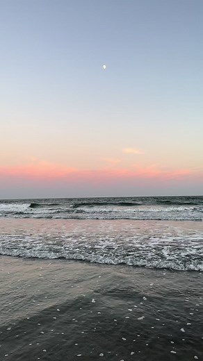 beach baby 🐚✨ #fyp #beach #beachbaby #sunset #charleston #moon #ocean #waves