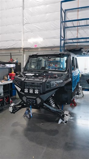 We do it all here at Geiser Performance👊🏼 • @evo_powersports turbo kit going on a new Xpedition for one of our life long customers. #geiserperformance #shopwork #utv #turbokit | Geiser Performance