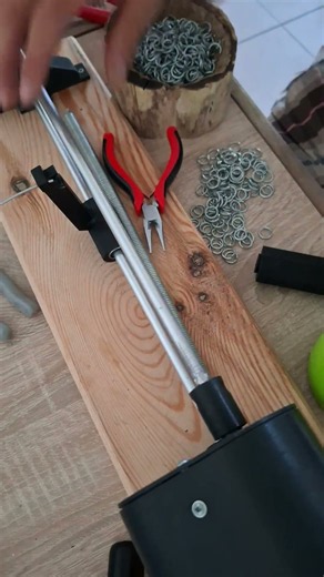 Making the Rings: From Wire to Chainmail #chainmail #armor #armorcrafting