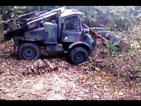 Unimog - Freightliner - Flu419 clearing woods