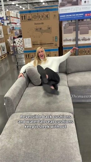 Watch what this sectional can do 👀 The Thomasville Fallon Modular Sectional is a 6-piece set with