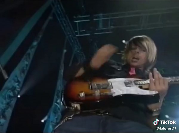 Lostprophets - Shinobi vs Dragon Ninja Live 2004