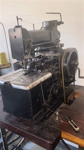 Sewing Buttonholes with the Singer 99w134 Machine