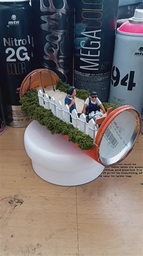 Exploring Old School Graffiti Art with Spray Paint