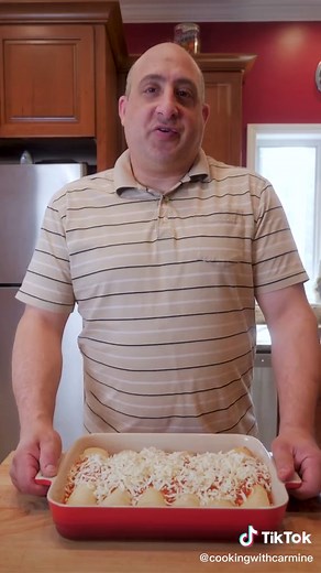 Homemade Manicotti Recipe: Easy Stuffed Pasta