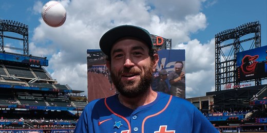 No joke: This comedian just set a record for first pitches