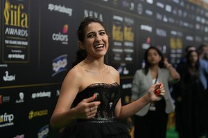 Abu Dhabi Hosts a Pandemic-Delayed Bollywood Awards Ceremony - The National Herald