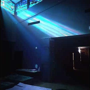 John Maus - Tous Les Gens Qui Sont Ici Sont D'ici