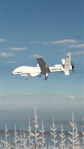 South Korea Unveils First KUS-FS MALE Drone#DefenseTech #SouthKorea #ISRDrone