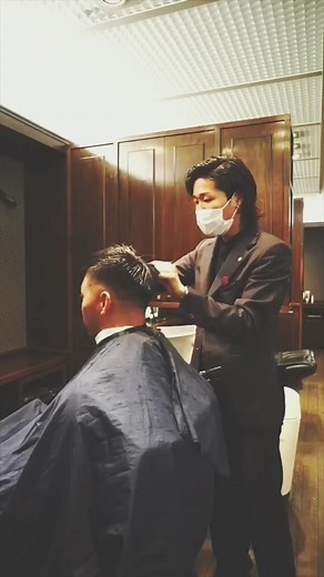 職人の技。#メンズカット #barber #スーツ#職人