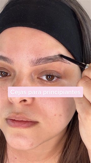 Cejas para principiante 🔥🔥 aprende conmigo ✨✨ #cejasperfectas #cejastutorial #principiante #makeupartist #video #mujeres