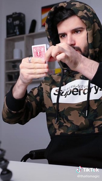 🔴 to 🔵 to 🔴 This is what I call: magic 😌