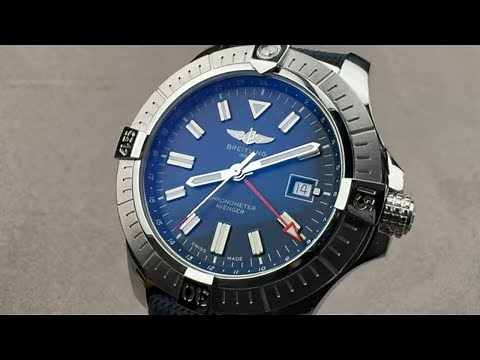 Breitling Avenger GMT (A32395101C1X2) - 45mm Blue Dial Hands-On Watch Review