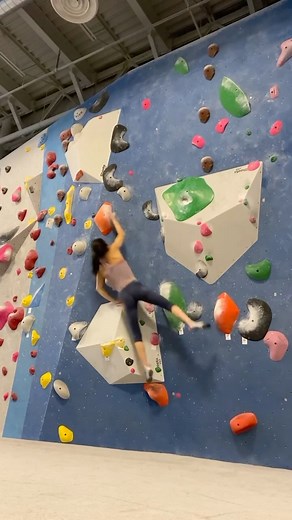 this is the difference between being fast and becoming the fastest 💨👩‍🎨 🧗‍♀️: @natalia_grossman #climbing #training #fitness #extremesports #redbull #givesyouwiiings | Red Bull Adventure