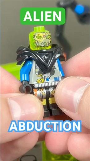 Old LEGO UFO Set Used MAGNETS?!