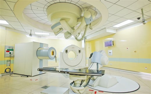 “治癌利剑”—质子重离子放疗技术