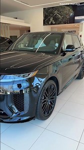 The carbon fiber accents on this Range Rover Sport SV interior 🖤