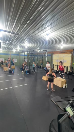 Another year of “Chad” in the books. 1000 step-ups, one purpose: honor, gratitude, and grit. Our Clyde Union CrossFit crew showed up big today — pushing through the burn, supporting each other, and finishing something that means more than a workout. Proud of everyone who stepped up. Literally. Already looking forward to doing it again next year. 💛🖤 #Chad1000 #HeroWOD #ClydeUnionCrossFit #CommunityStrong | Clyde Union CrossFit