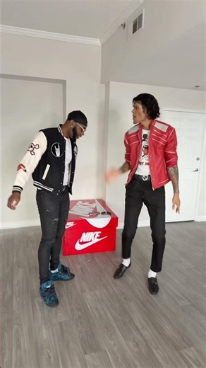 Who beat it better #skinbone #michaeljackson