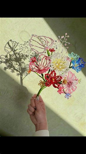 初恋をテーマにしたビーズフラワーブーケ作り