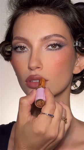 NABLA Cosmetics on Instagram: "Total matte. Maximum attitude 🩶 ’90s glamour look with a modern edge by @mrdanielmakeup on @ednazvang #NABLA #NABLACosmetics"