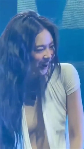 【エロ注意】BLACKPINKのジェニの攻めすぎたパフォーマンス #blackpink #kpop #アイドル