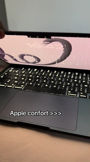 Exploring the Apple MacBook Air M2 (2022) Features