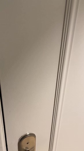 Getting over your ex-girlfriend! | Leon & Lainey