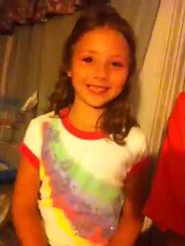 Little Girl - Sittin' on a Toilet