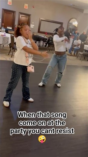 CAUGHT!! LOL 😆 🤣 #DANCING #FUN #JOJO #JOJOREDD #SHORT #shorts