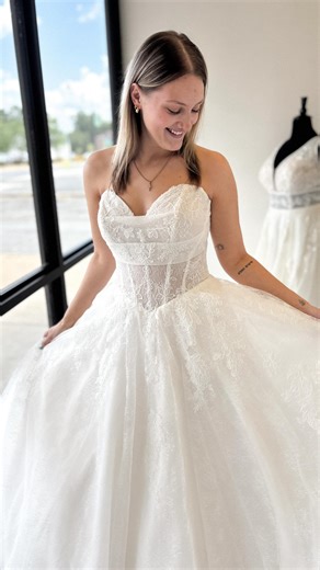 ✨ Sometimes, the dress finds you! ✨ When it’s meant to be, it’s meant to be — and this gown is proof that your perfect match might just walk right up to you. 💕 Follow the link in our bio to book your appointment and let your dream dress find you! 👰‍♀️ #TheBridalCottage #BridalReel #BridalBoutique #WeddingDressMagic #BrideToBe SayYesToTheDress ArkansasBride CentralArkansasWeddings BridalMoment WeddingInspo wedding dress | bridal gown | bridal boutique | Arkansas bridal shop | wedding dress shop