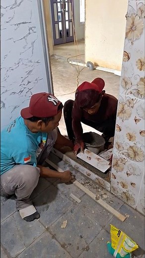 How to install ceramic tiles straight, neatly and precisely. #constructionchannel