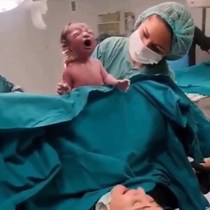 63K views · 3.4K reactions | First minutes Newborn baby birth #Newborn #Baby #CuteBaby Join my group :  Babies World  . Thank you so much ❤ | Life Moments | Facebook