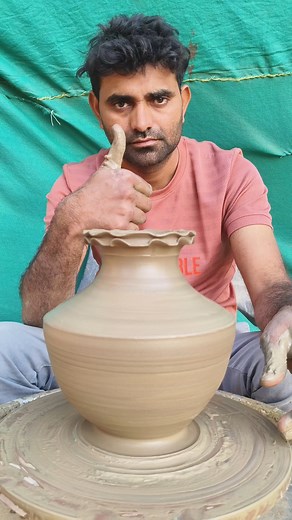 डिजाइन वाला मटका कैसे बनाते हैं 🏺❤️❤👍 पॉटरी #shorts #viralvideo #trending #youtubeshorts #usa