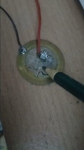 Piezo transducer electric spark discharges and effect of graphite pencil