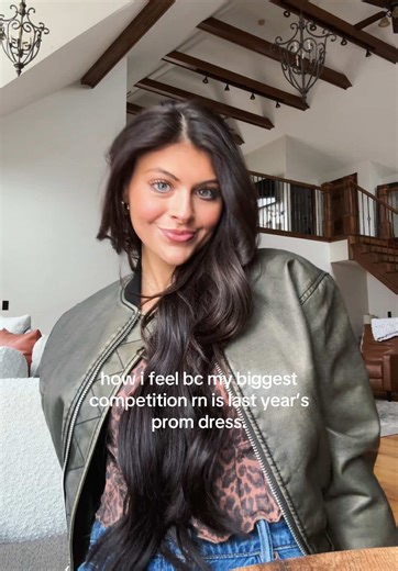 how can i top it?? #fypシ゚viral #senioryear #viralvideo #promdress #viralvideo