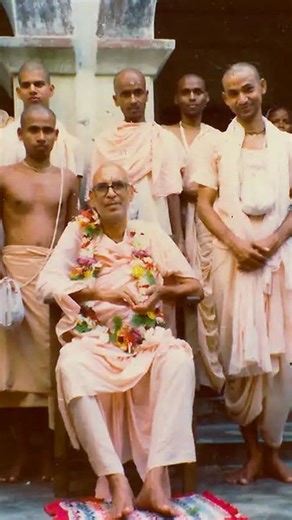 Krishna Priya Peterson on Instagram: "Intelligence which is infused with taste for kṛṣṇa-bhakti cannot be had even by pious activity in hundreds and thousands of lives. It can be attained only by paying one price—intense greed to obtain it. If it is available, purchase it without delay at any cost! Anywhere where there is a bona fide spiritual master who has this kṛṣṇa-bhakti-rasa flowing in his heart, who is in this rāgānugā and rūpānuga line, search him out, and take shelter of him. He gives t