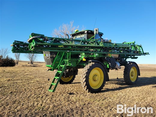 2019 John Deere R4038 Self-Propelled Sprayer | Agriculture