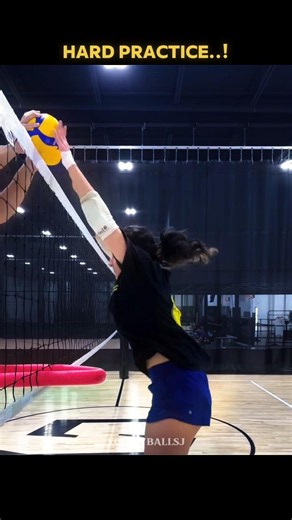 practice silence 🤐#haikyuu #fypシ #volleyball #viral