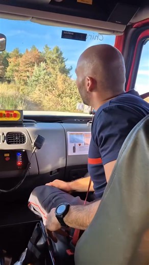 Sur le terrain d'entrainement des COD 2 en Lozère 🐺🌲 Incroyable les passages non ? 😱 Merci au SDIS 48 pour l'invitation 💪 . . . . #strike #pompier #firefighter #cod2 #bombero #ccf | Strike workout