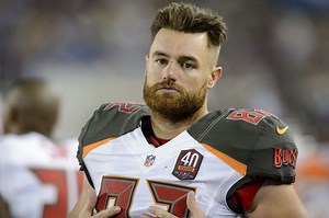 How did Vincent Jackson die? Former NFL WR diagnosed with Stage 2 CTE