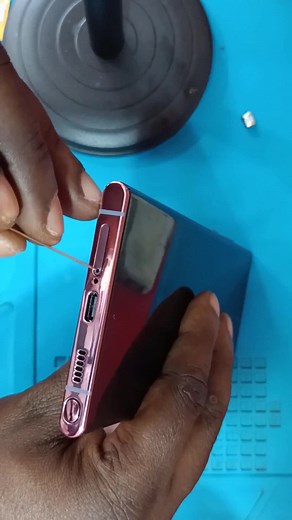 How to remove stuck sim tray from all smart phones.#phonerepair #mobile #simtray #removal #android #viralvideo