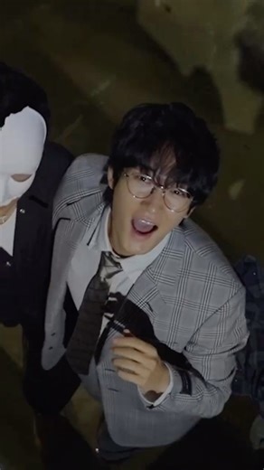 너드커넥션 Nerd Connection on Instagram: "💿 NERD CONNECTION - Cliché (teaser 02) 2025.11.13 6PM (KST) #너드커넥션 #너컨 #nerdconnection #cliche #cliché #클리셰"