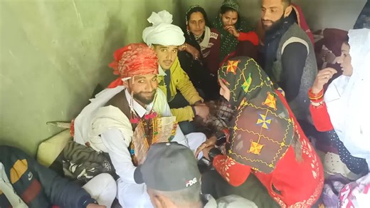 #NEWGOJRIREEL #GOJRIGEET #GOJRISONG #GOJRIKALAM #GOJRINAATAPAK #GOJRIMAHRIZUBAN #GOJRIZUBANJAMMUKASHMIR #duetwithgojrimahrizuban🔵