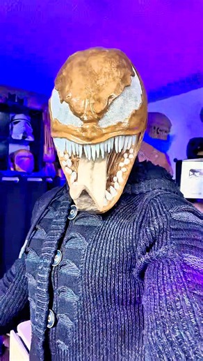 Cardboard Venom Mask DIY #venom #halloween