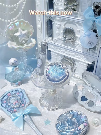 One box = instant serotonin 💖✨#flowerknows #swanballet #butterflycloudcollar #strawberryrococo #strawberrycupid #midsummerfairytales #sweetiebear #littleangel #mysterybox