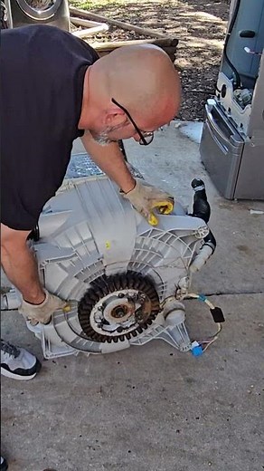 Beating A Spider Arm Out Of A Front Load LG Washer