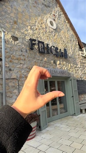 Ha egy igazán jó burgerre vágysz Veszprémben, irány a Fricska! 🔥🍔