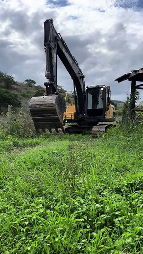 #escavadeirahidraulica