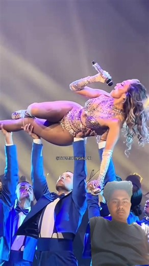 Jennifer Lopez ka Killer Stage Performance! ✨ #JLo #Live #trending #dance #viral #1million